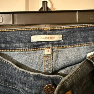 Levi's classic boot cut jeans